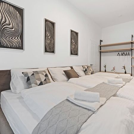Gt7 Apartments District 9 - Managed By Sky9 Apartments Wien Eksteriør billede